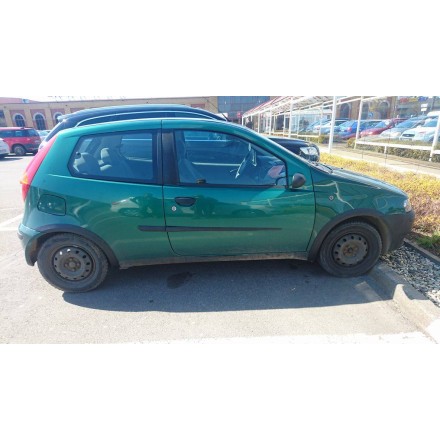 Plastové lemy pre Fiat Punto II 3-DVEROVÉ HTB 1999-2010